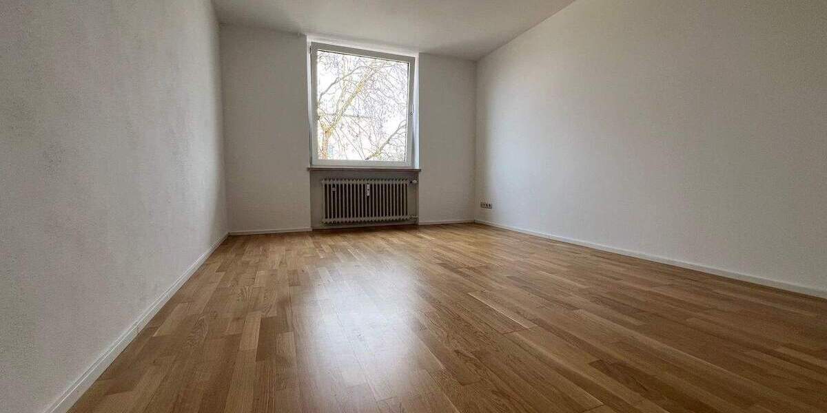 Etagenwohnung Traunstein Gemarkung Traunstein - 3 Zimmer, 92 m&sup2;, 1.090&euro; | Angebot:25696727