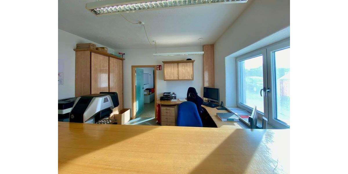 Gewerbeobjekt Grabenstätt Erlstätt - 1.600.000&euro; | Angebot:25696945