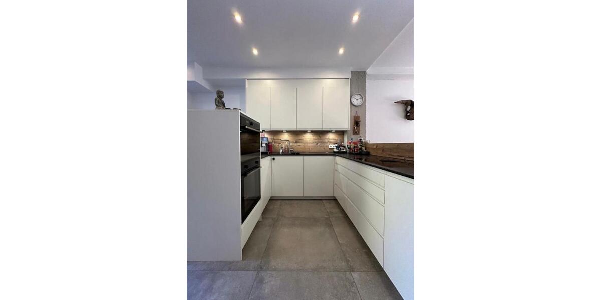 Einfamilienhaus Laufen - 7 Zimmer, 240 m&sup2;, 890.000&euro; | Angebot:27109727
