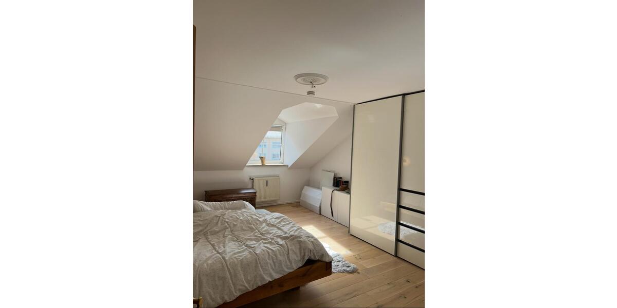 Etagenwohnung Traunstein - 3 Zimmer, 102 m&sup2;, 1.360&euro; | Angebot:25796449