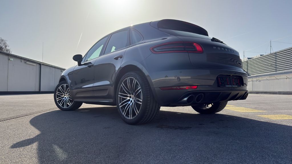 Porsche Macan 165.000 km 32.900 &euro; Freilassing 83395