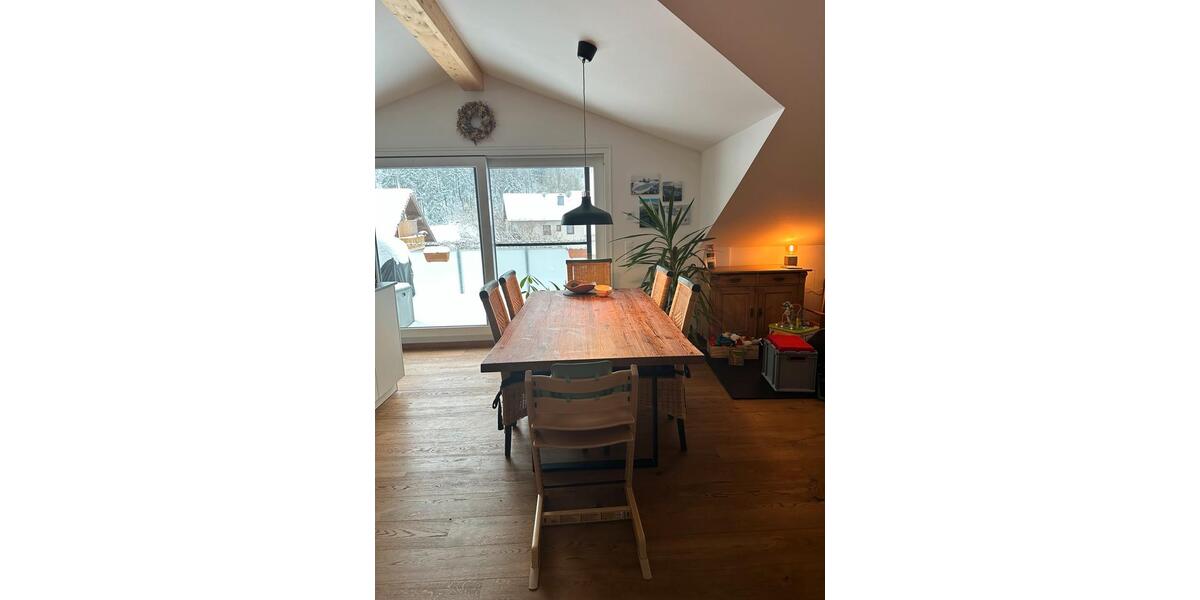 Dachgeschoßwohnung Teisendorf Hausmoning - 4 Zimmer, 108 m&sup2;, 649.000&euro; | Angebot:25859963