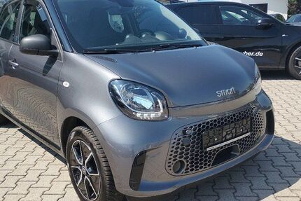 Smart ForFour 40.019 km 9.990 &euro; Traunstein 83278