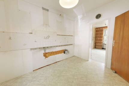 Doppelhaushälfte mit Garten & Garage in ruhiger Lage – viel Potenzial für Ihre Wohnideen - Haus Freilassing Freilassing | Angebot:27453355