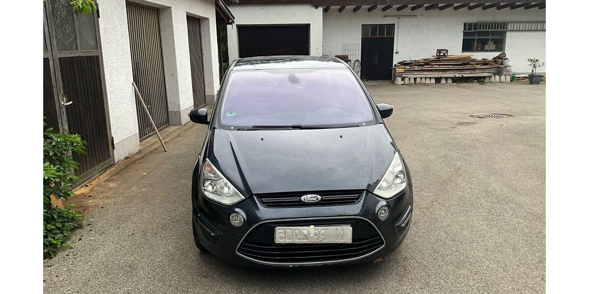 Ford S-Max 192.000 km 4.500 &euro; Trostberg 83308