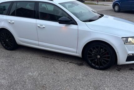 Skoda Octavia 250.000 km 10.000 &euro; Laufen 83410