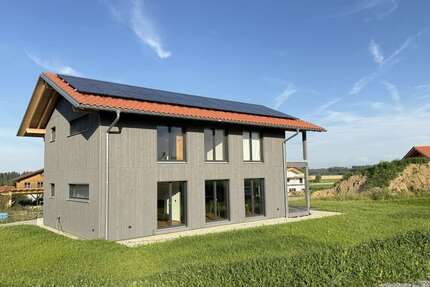 Haus Schnaitsee / Waldhausen Waldhausen - 4 Zimmer, 165 m&sup2;, 1.500.000&euro; | Angebot:24024133