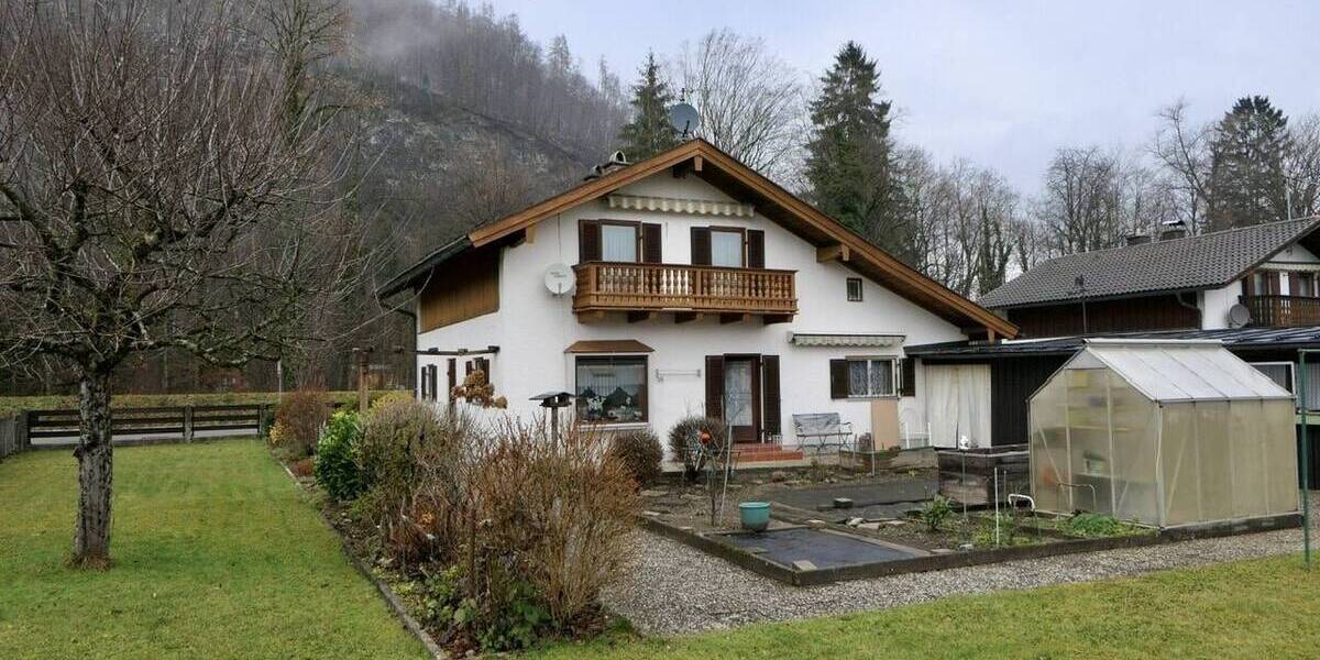 Einfamilienhaus Bad Reichenhall - 6 Zimmer, 111 m&sup2;, 799.000&euro; | Angebot:25675718