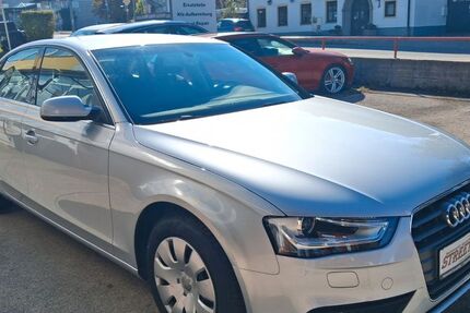 Audi A4 33.600 km 13.290 &euro; Traunstein 83278