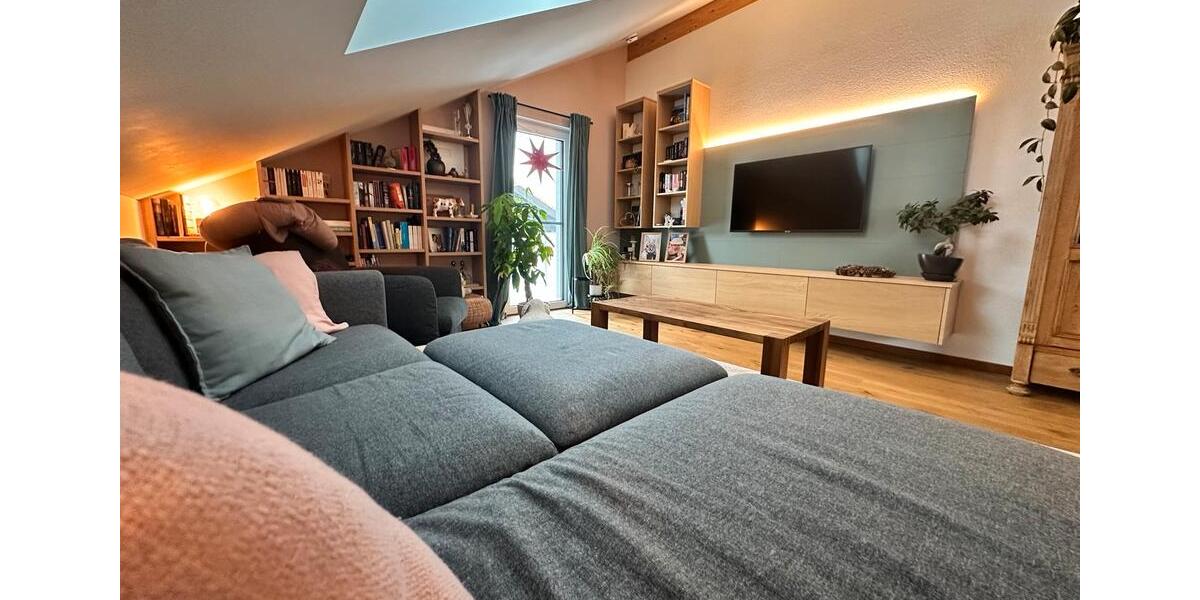 Dachgeschoßwohnung Teisendorf Hausmoning - 4 Zimmer, 108 m&sup2;, 649.000&euro; | Angebot:25859963