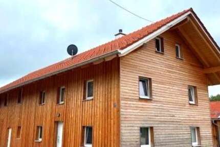 Haus Kirchanschöring - 9 Zimmer, 192 m&sup2;, 529.000&euro; | Angebot:23821081