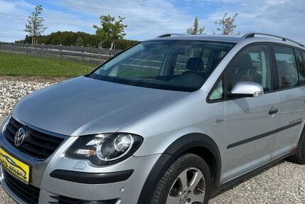 VW Touran 333.634 km 2.600 &euro; Pittenhart 83132