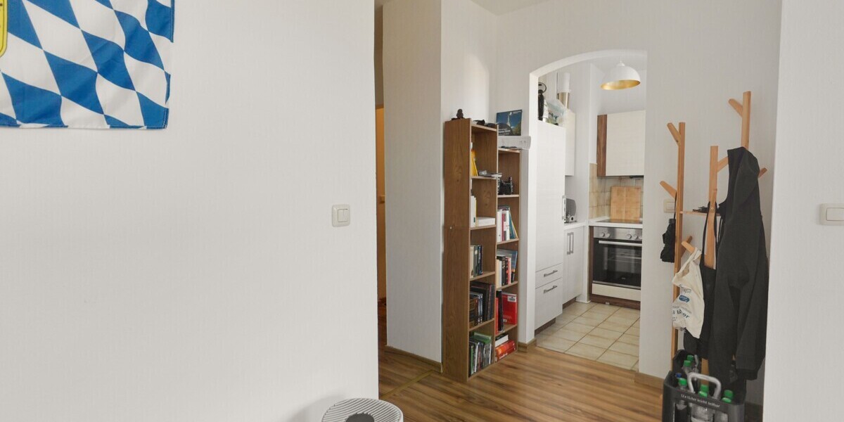 Solide Altersvorsorge für junge Anleger - vermietete 2 Zimmerwohnung in Freilassing + KFZ-Stellplatz - Etagenwohnung Freilassing Freilassing | Angebot:25231149