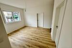 Erdgeschoßwohnung Traunreut Irsing - 3 Zimmer, 92 m&sup2;, 399.500&euro; | Angebot:8853035