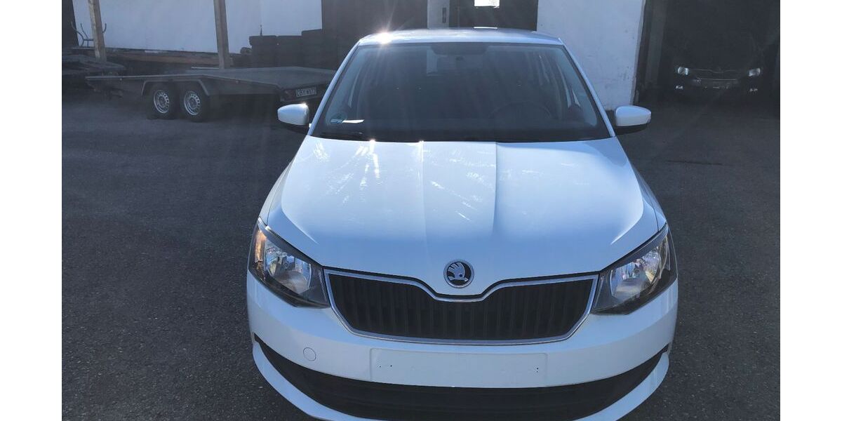 Skoda Fabia 48.242 km 6.400 &euro; Traunstein 83278