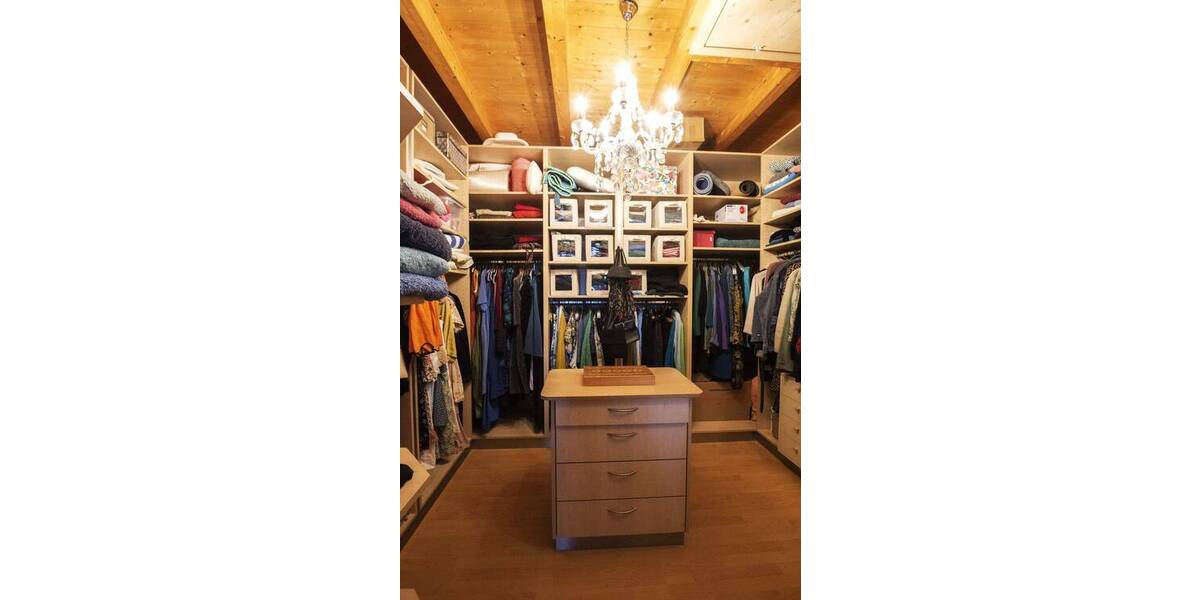 Etagenwohnung Pittenhart - 5 Zimmer, 230 m&sup2;, 795.000&euro; | Angebot:26451904