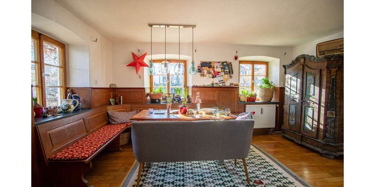 Einfamilienhaus Chieming / Egerer Egerer - 15 Zimmer, 420 m&sup2;, 1.373.000&euro; | Angebot:25251270