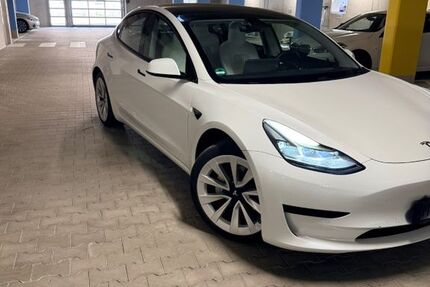 Tesla Model 3 72.000 km 24.500 &euro; Freilassing 83395