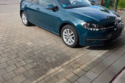 VW Golf 42.800 km 14.800 &euro; Traunwalchen 83374
