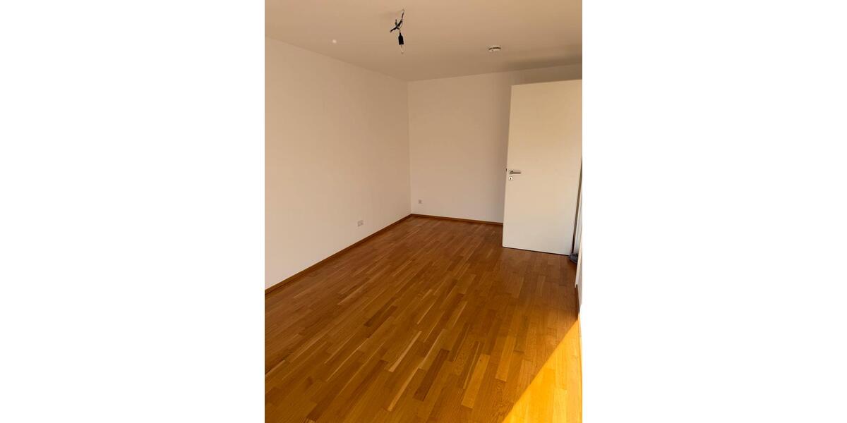 Etagenwohnung Traunstein - 2 Zimmer, 57 m&sup2;, 1.100&euro; | Angebot:25409041