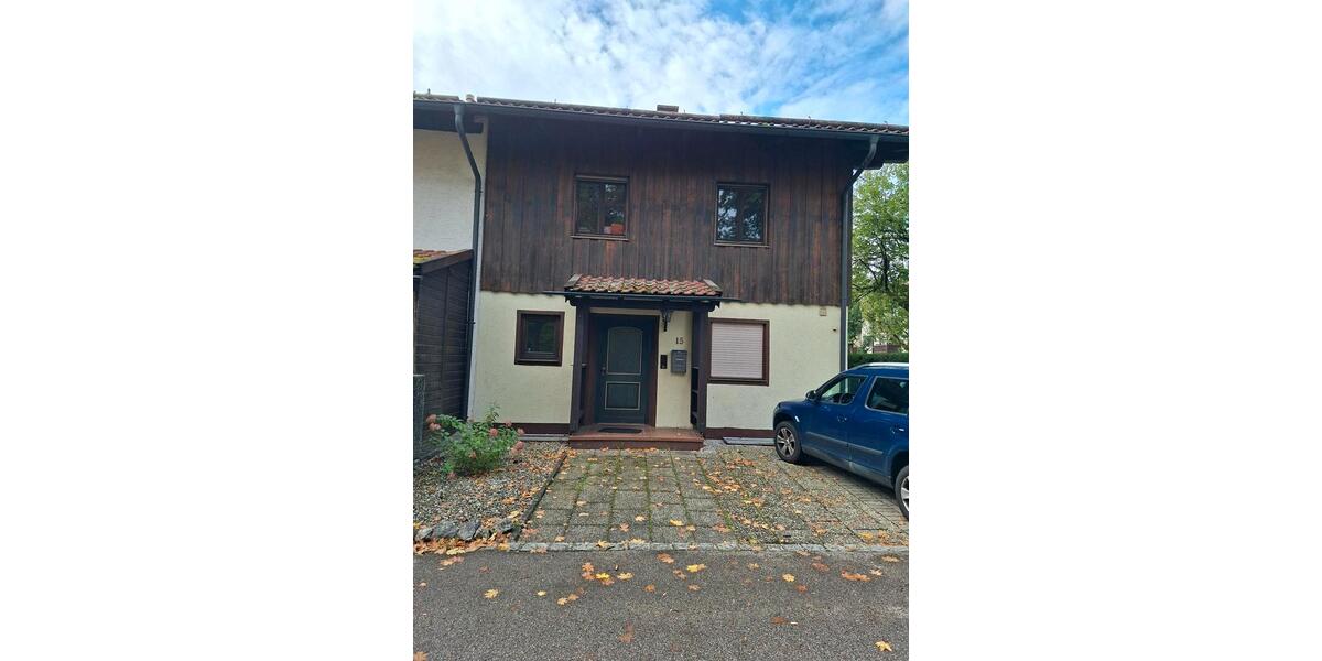 Reihenhaus Traunreut Irsing - 5.5 Zimmer, 140 m&sup2;, 1.220&euro; | Angebot:27620956