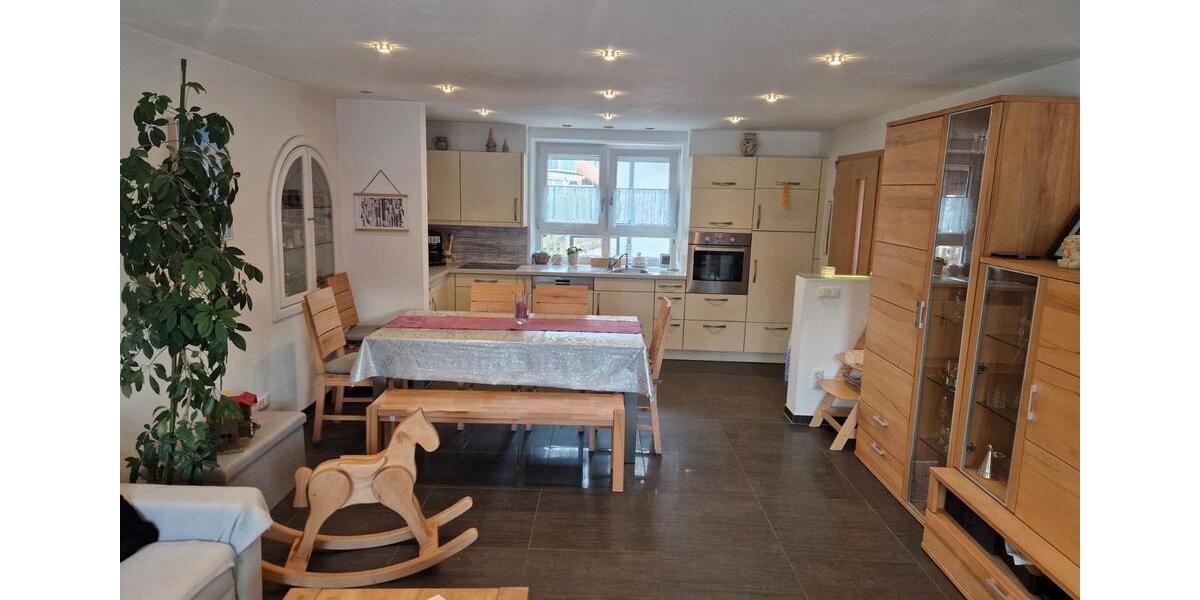 Reihenhaus Traunstein - 2 Zimmer, 120 m&sup2;, 490.000&euro; | Angebot:27223774
