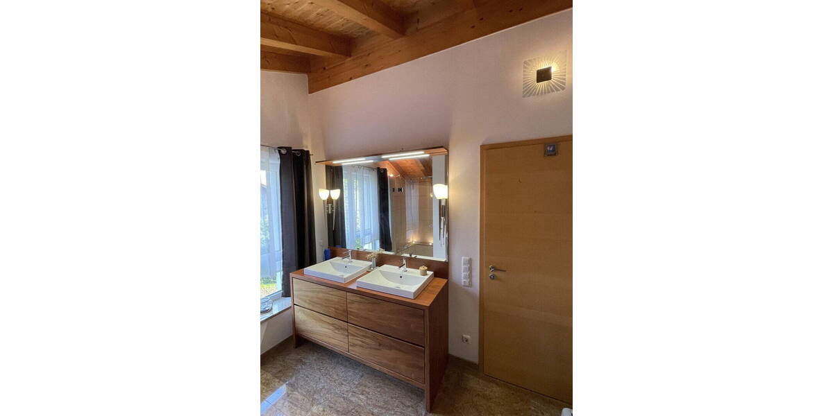 Einfamilienhaus Laufen - 7 Zimmer, 212 m&sup2;, 929.000&euro; | Angebot:25996834