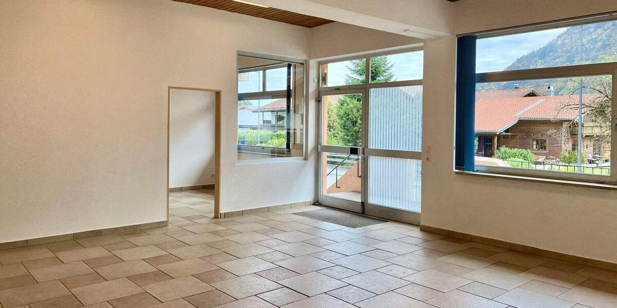 Etagenwohnung Marquartstein - 2 Zimmer, 57 m&sup2;, 199.900&euro; | Angebot:25768421