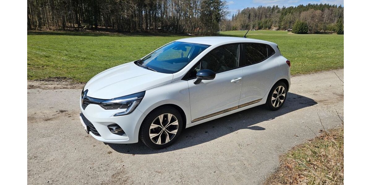 Renault Clio 15.000 km 14.990 &euro; Kirchanschöring 83417