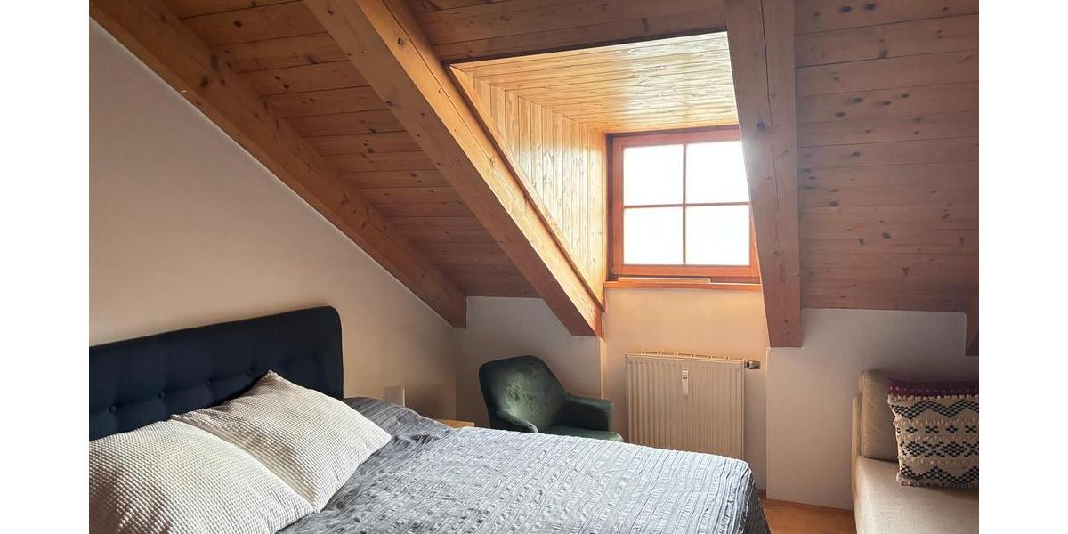 Stilvolles Wohnen in Freilassing! - Dachgeschoßwohnung Freilassing | Angebot:15592346