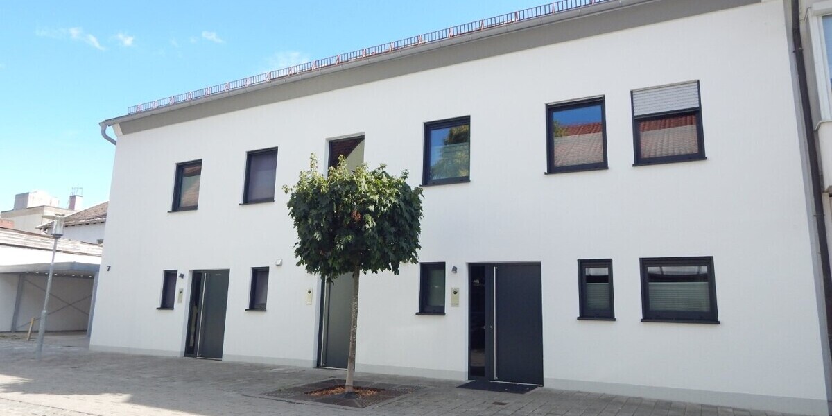 3 Wohneinheiten mit Hauscharakter – KfW-Effizienzhaus A+ in Bestlage von Freilassing - Mehrfamilienhaus, Wohnhaus Freilassing Freilassing | Angebot:27152353