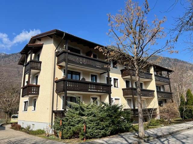 Etagenwohnung Bad Reichenhall - 3 Zimmer, 76 m&sup2;, 325.000&euro; | Angebot:25720960