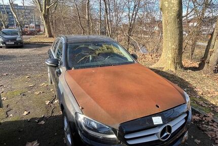 Mercedes-Benz C 200 99.000 km 10.800 &euro; Salzburg 83395