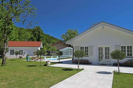 Haus Siegsdorf Heutau - 5 Zimmer, 220 m&sup2;, 1.499.999&euro; | Angebot:20661545