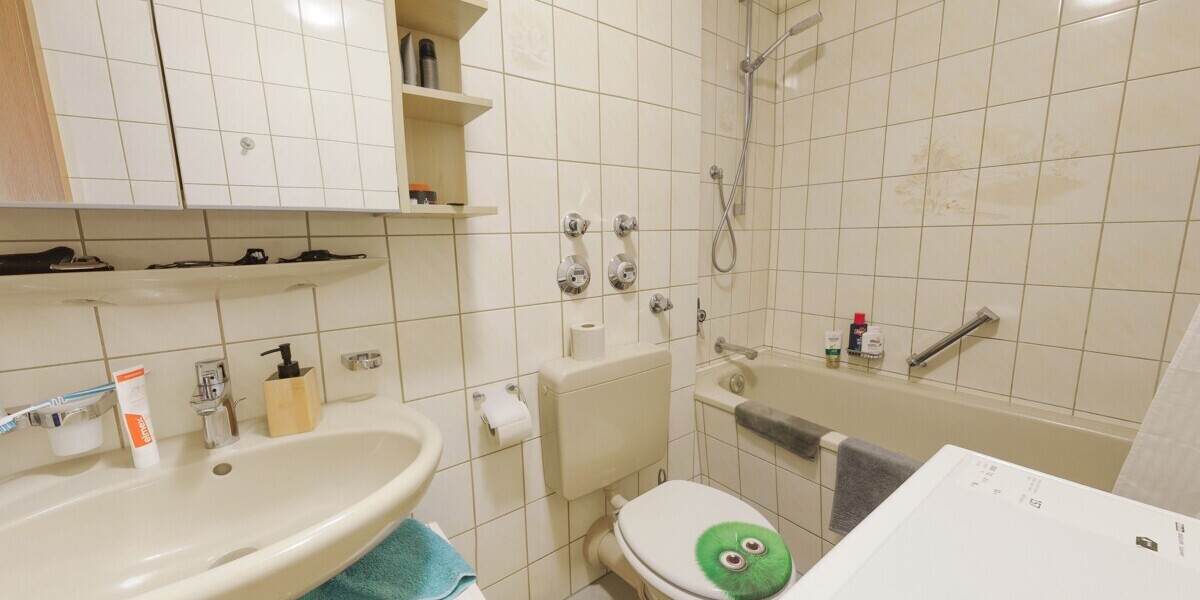 Solide Altersvorsorge für junge Anleger - vermietete 2 Zimmerwohnung in Freilassing + KFZ-Stellplatz - Etagenwohnung Freilassing Freilassing | Angebot:25231149