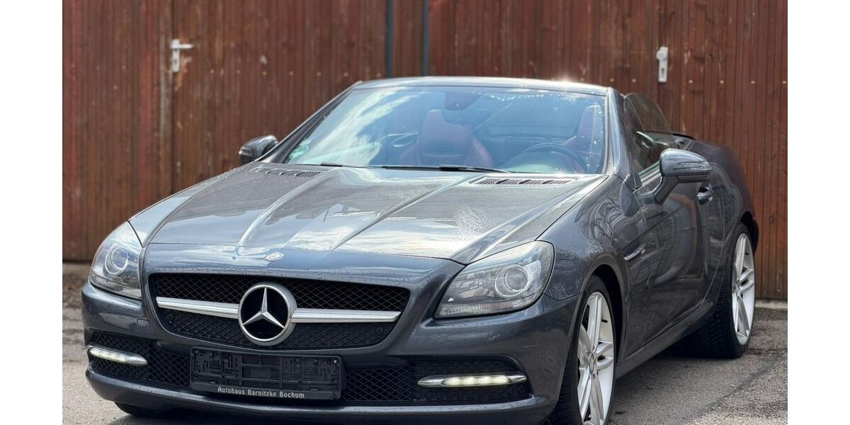 Mercedes-Benz SLK 200 196.721 km 11.890 &euro; Traunwalchen 83374
