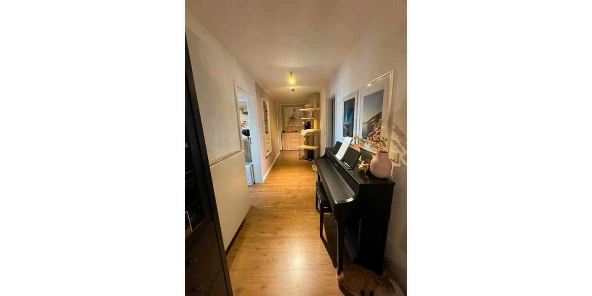 Etagenwohnung Schnaitsee - 3 Zimmer, 91 m&sup2;, 970&euro; | Angebot:27616700