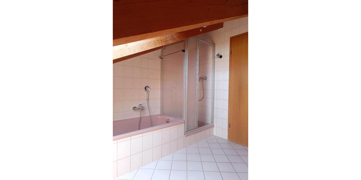 Maisonettenwohnung Saaldorf-Surheim Surheim - 3.5 Zimmer, 78 m&sup2;, 308.000&euro; | Angebot:27189932
