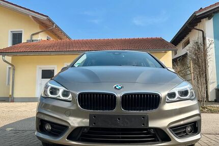 BMW 218 Active Tourer 82.161 km 12.000 &euro; Tittmoning 84529