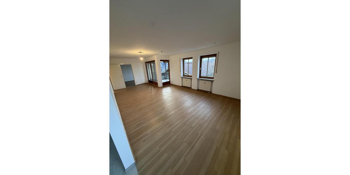 Etagenwohnung Bad Endorf - 2 Zimmer, 65 m&sup2;, 780&euro; | Angebot:25552906