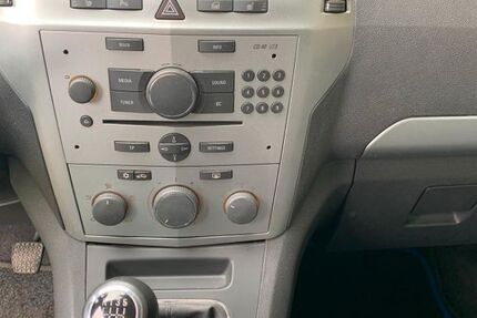 Opel Zafira 181.500 km 4.500 &euro; Amerang 83123