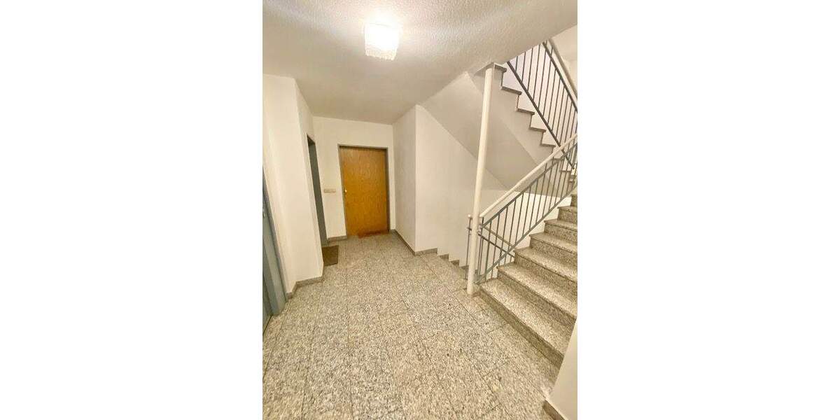 Etagenwohnung Freilassing - 3 Zimmer, 72 m&sup2;, 349.000&euro; | Angebot:25667666