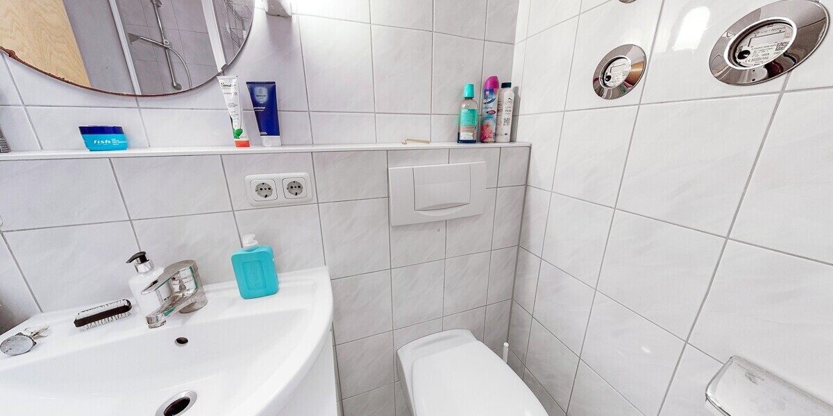 Vermietete und gepflegte 2-Zimmer-Wohnung mit Balkon in Freilassing zu verkaufen! - Etagenwohnung Freilassing Freilassing | Angebot:24584620