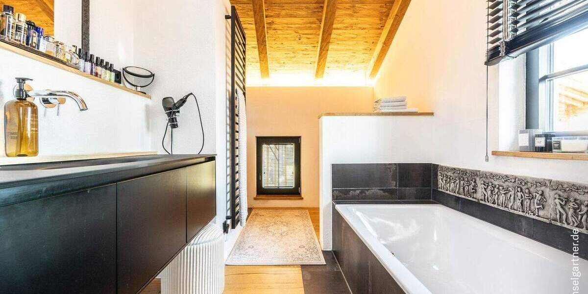 Einfamilienhaus Prien am Chiemsee Prien - 5 Zimmer, 219 m&sup2;, 2.585.000&euro; | Angebot:25665082