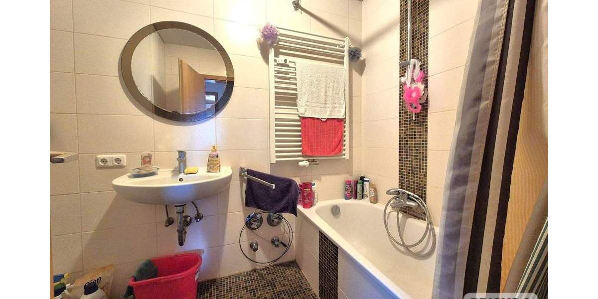 Etagenwohnung Halfing - 2 Zimmer, 52 m&sup2;, 159.000&euro; | Angebot:25671697