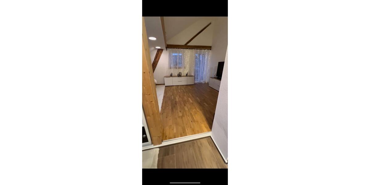 Dachgeschoßwohnung Grabenstätt - 2 Zimmer, 60 m&sup2;, 950&euro; | Angebot:26018705