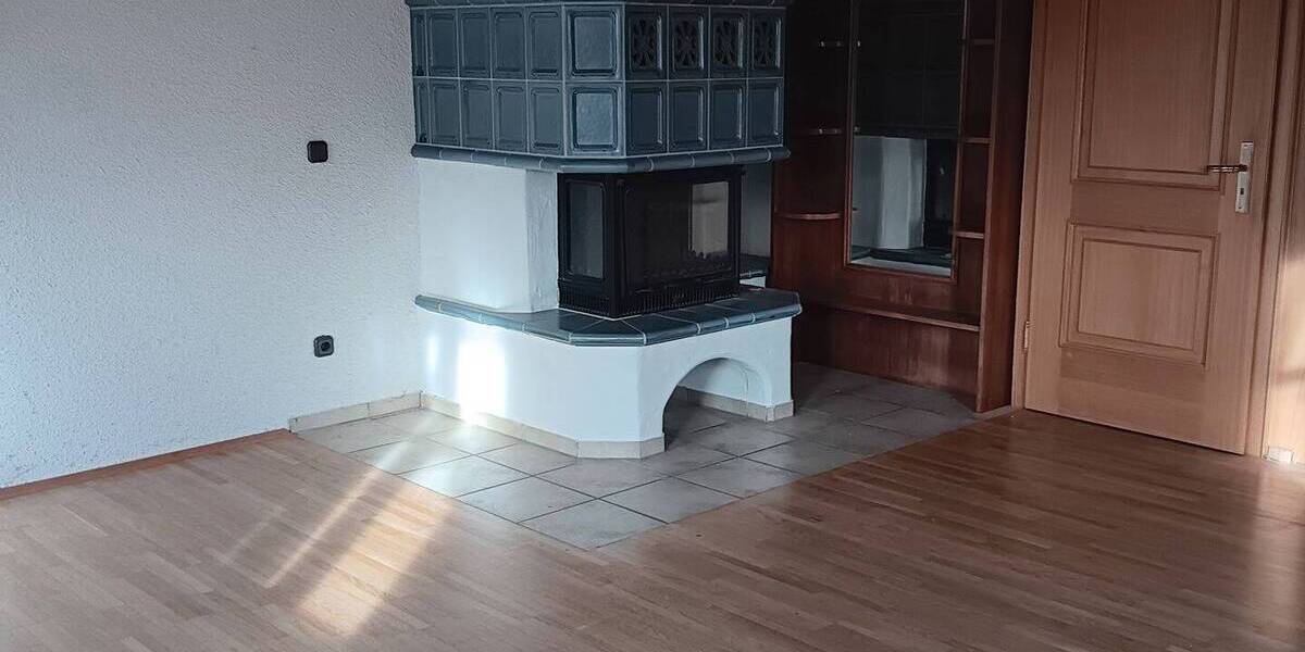 Etagenwohnung Kirchweidach - 3 Zimmer, 120 m&sup2;, 890&euro; | Angebot:25667649