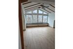 Dachgeschoßwohnung Traunreut Irsing - 3 Zimmer, 72 m&sup2;, 750&euro; | Angebot:25051998
