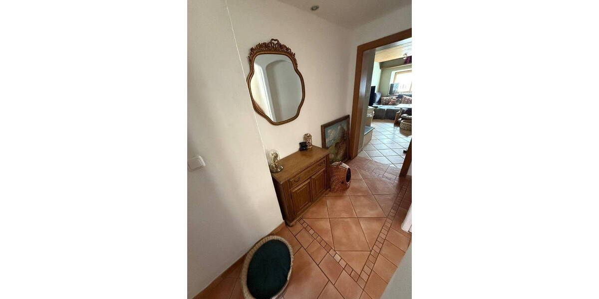 Mehrfamilienhaus, Wohnhaus Bad Endorf Hemhof - 5 Zimmer, 157 m&sup2;, 1.550&euro; | Angebot:26794399