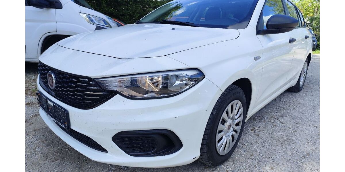 Fiat Tipo 56.000 km 4.990 &euro; Freilassing 83395